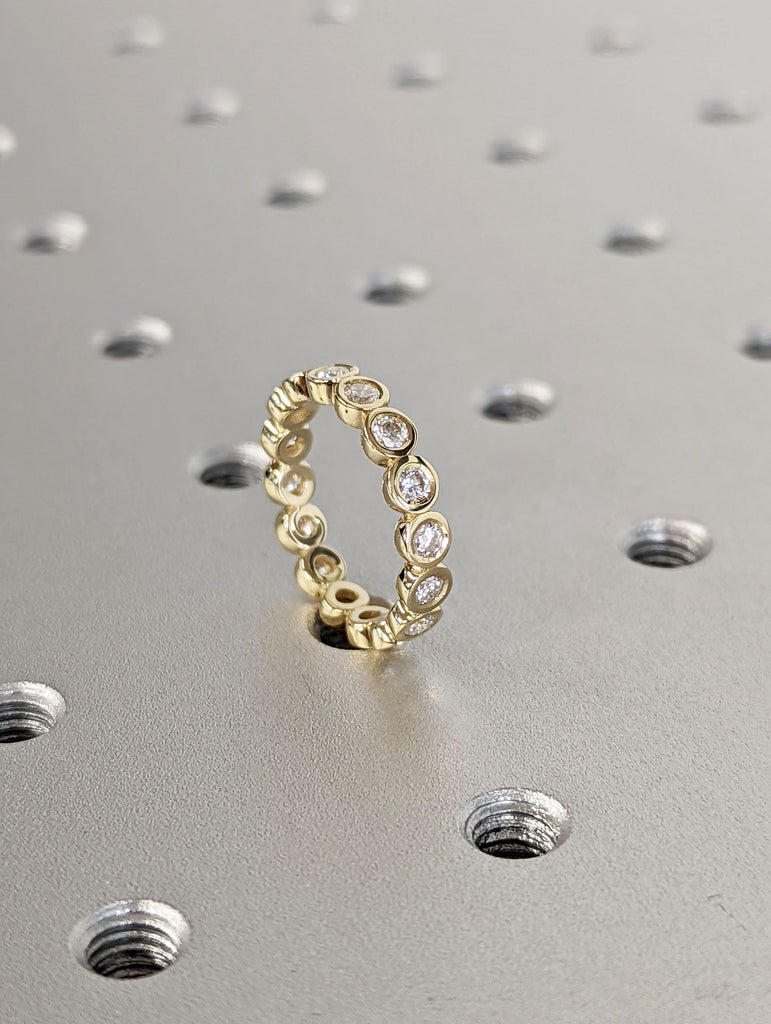 14k 18k Gold Full Diamond Moissanite Eternity Ring, Stackable Ring Wedding Band, Bezel Set Ring for Her, Dainty Wedding Engagement Ring