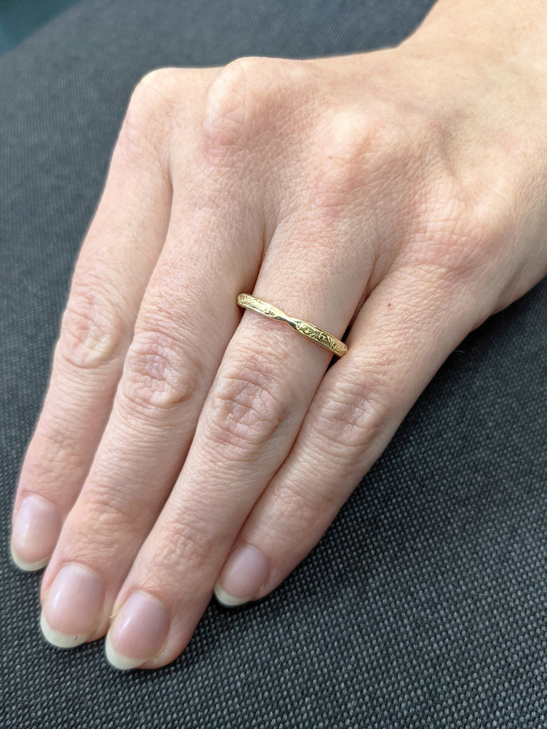 Vintage Wedding Ring, 14K Gold Wedding Band, Unisex Wedding Band, Floral Wedding Band, Antique Wedding Ring, Pattern Band, Thin Gold Ring