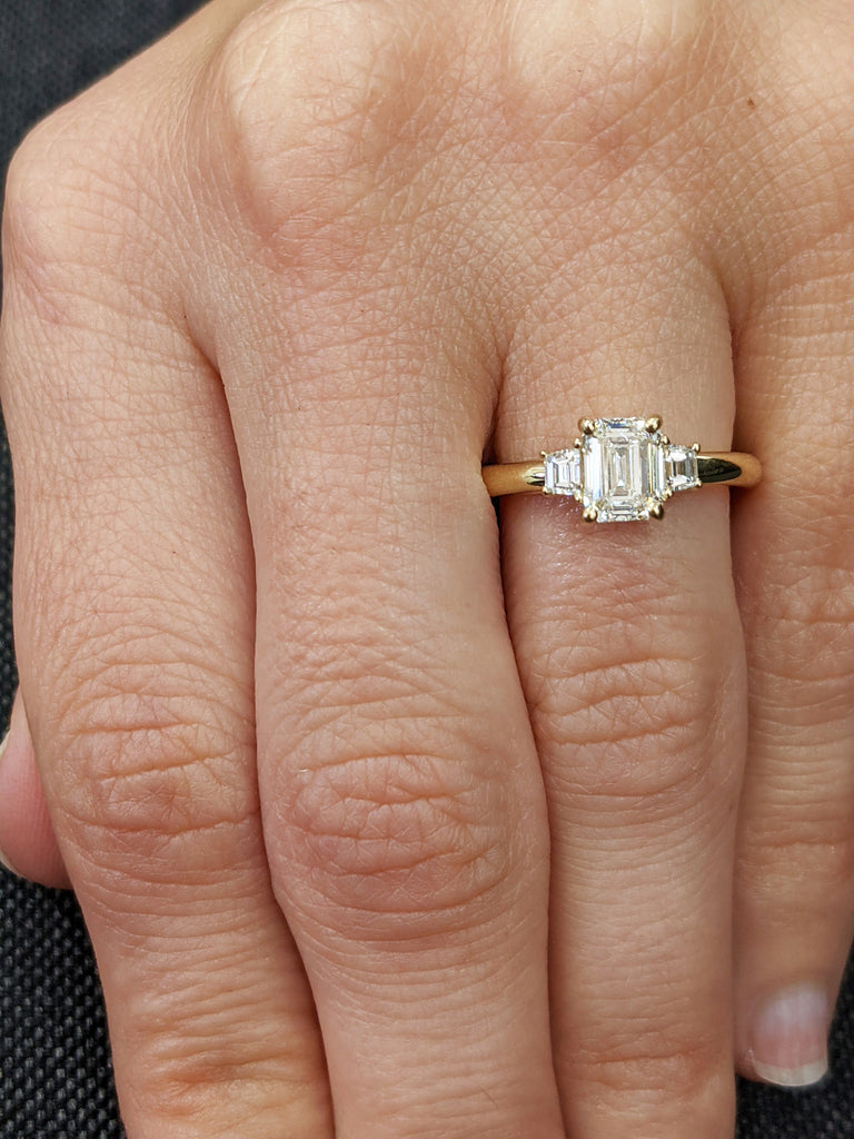 Three Stone Emerald Cut Lab Diamond Engagement Ring, Side Trapezoid Moissanite, Three Stone Engagement Ring, Emerald Cut and trapezoid Cut