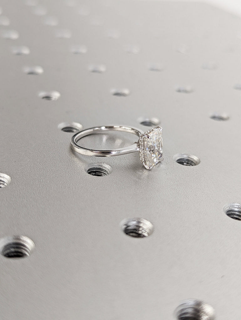 2.5Ct Radiant Cut Wedding Ring in White Gold , Crushed Ice Radiant Bridal Ring, Moissanite Radiant Cut Bridal Ring, Moissanite bridal Ring.