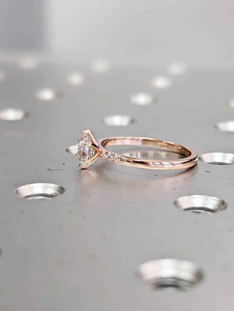 14K Solid Gold Engagement Ring /0.5CT Pear Moissanite Wedding Ring/Moissanite Engagement Ring/Stack Ring/Promise ring/Rose gold