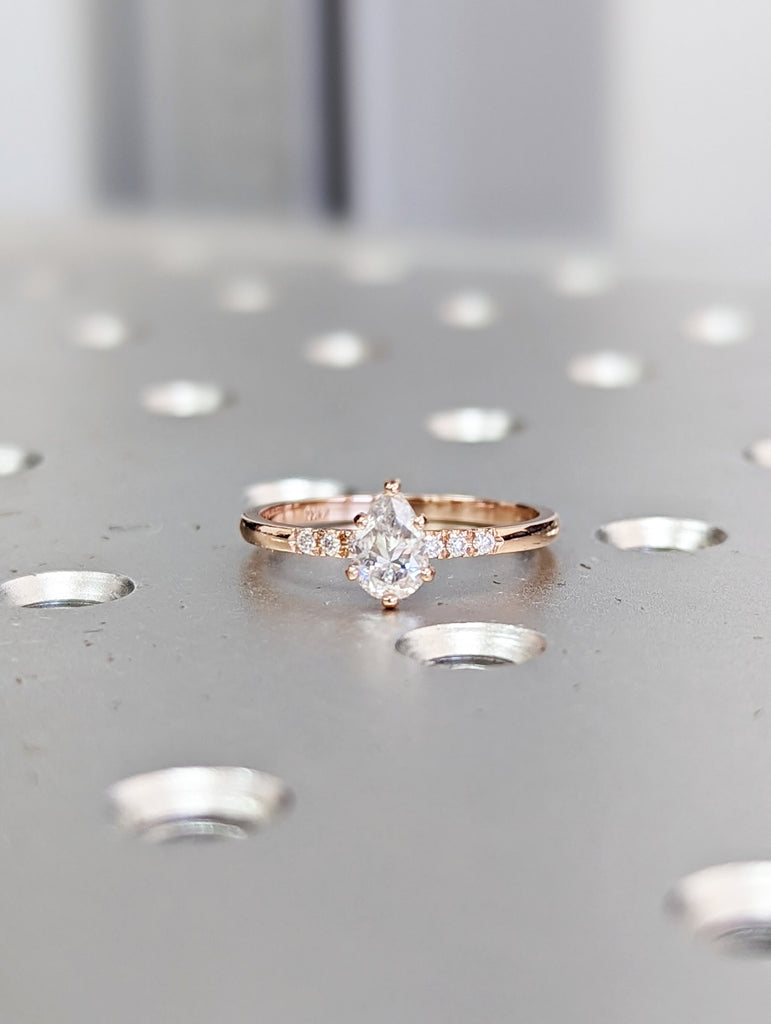 14K Solid Gold Engagement Ring /0.5CT Pear Moissanite Wedding Ring/Moissanite Engagement Ring/Stack Ring/Promise ring/Rose gold