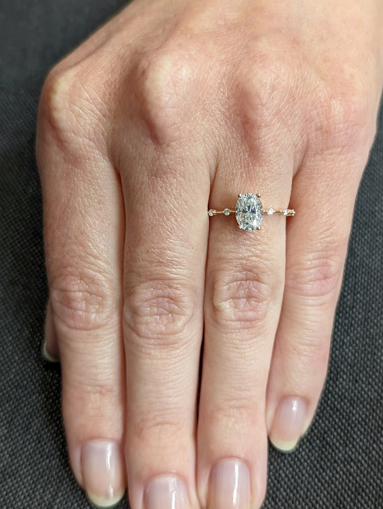 1 CT Oval Engagement Ring, Dainty Moissanite Engagement Ring