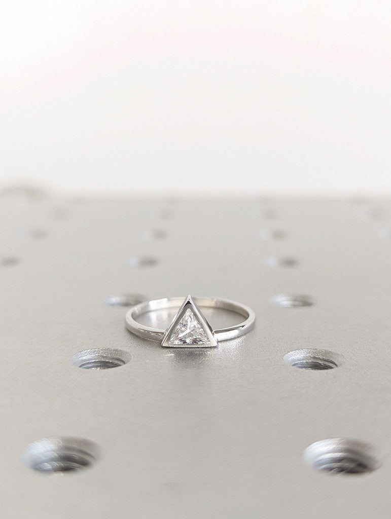 Trillion Diamond Moissanite Engagement Ring, Trillion Diamond Ring, Triangle Diamond Ring, Minimalist Engagement Ring, Diamond Triangle Ring