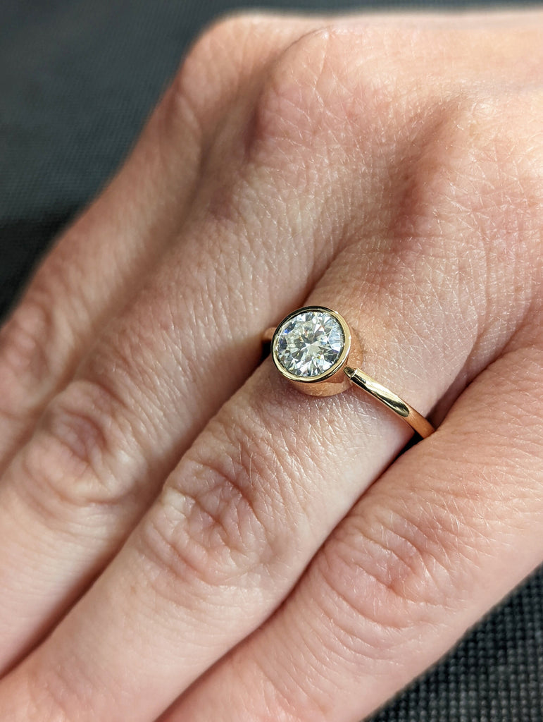 1ct Solitaire Ring, Simple Engagement Ring 14K Rose Gold Bezel Set Moissanite Ring, Round cut Moissanite Engagement Ring, Promise Ring