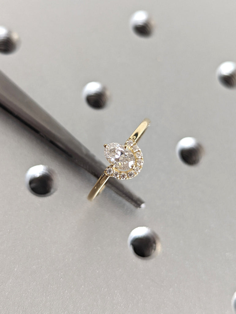 0.5 CT Oval Engagement Ring, Dainty Moissanite Engagement Ring