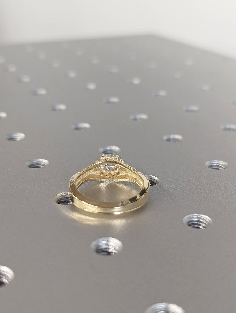 Vintage style celtic band, Unique celtic wedding band, Gold wedding ring, Unusual wedding band, Celtic ring, 0.5 Carat Round Moissanite