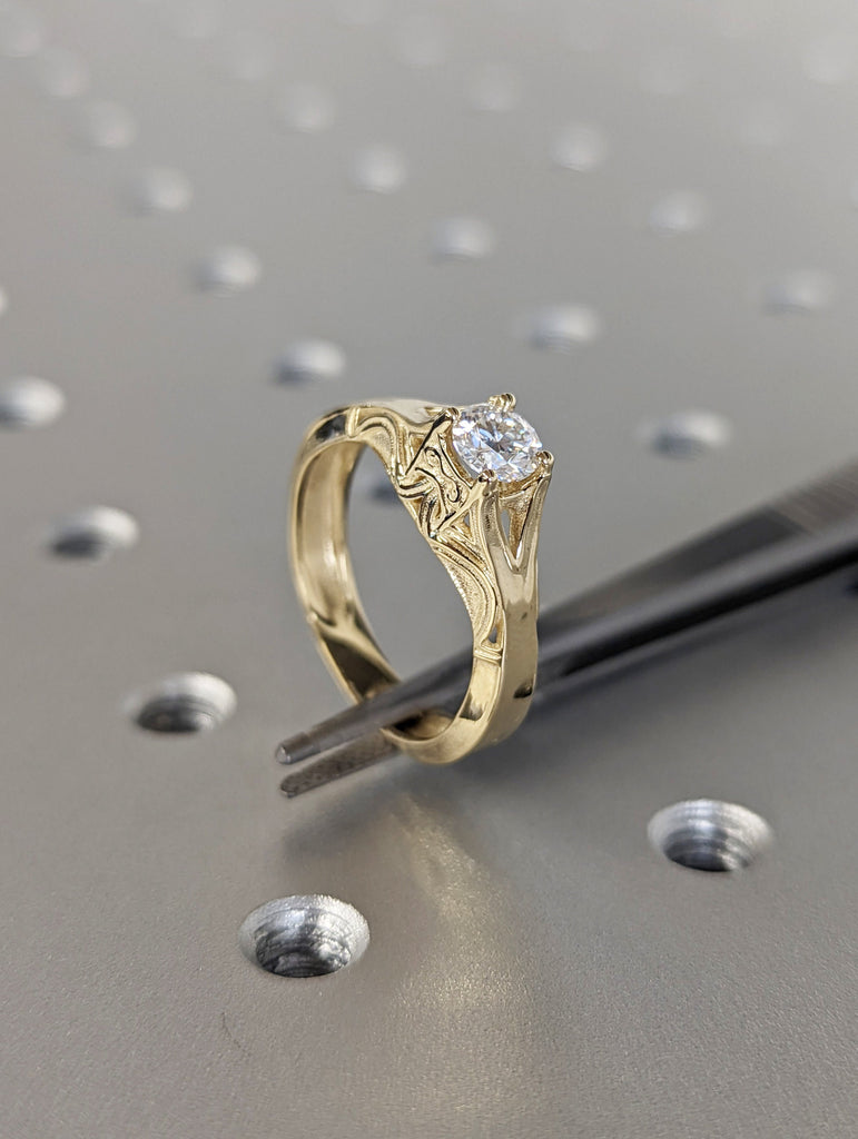 Vintage style celtic band, Unique celtic wedding band, Gold wedding ring, Unusual wedding band, Celtic ring, 0.5 Carat Round Moissanite