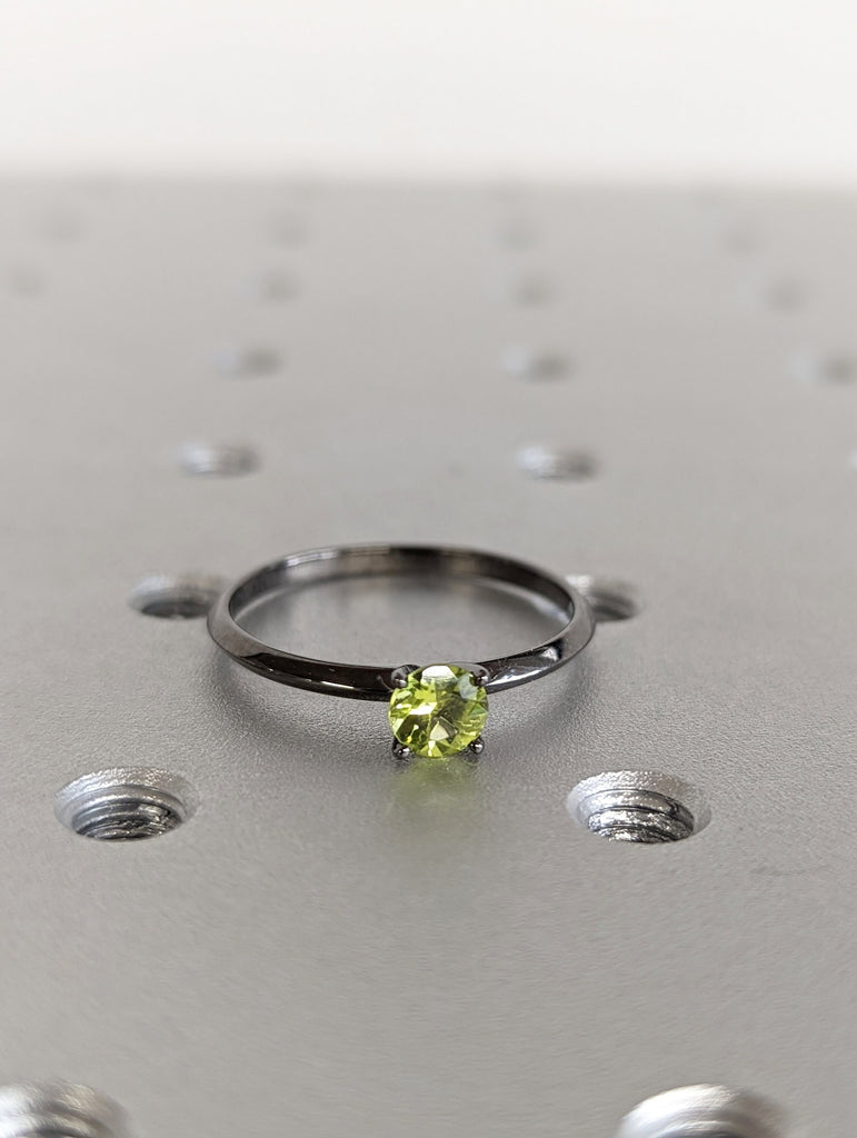 14k Solid Gold Peridot Ring, Round Peridot, Prong Setting, August Birthstone, Birthstone Jewelry, Green Peridot Gemstone