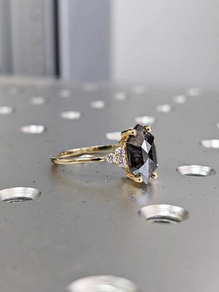 Raw Diamond Hexagon Round Diamond, Salt and Pepper, Unique Engagement Ring, Rose Cut Geometric Diamond Ring, 14k Gold, Custom Handmade