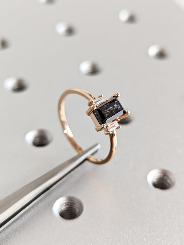 Raw Diamond baguette Diamond, Salt and Pepper, Unique Bridal Set, Rose Cut Geometric Diamond Engagement Ring, Custom Handmade