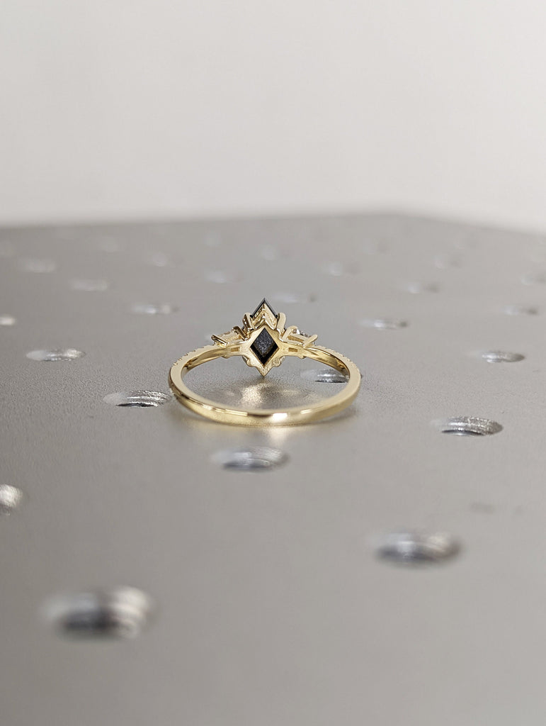 Raw Diamond Kite Baguette Diamond, Salt and Pepper, Unique Engagement Ring, Rose Cut Geometric Diamond Ring, 14k Gold, Custom Handmade