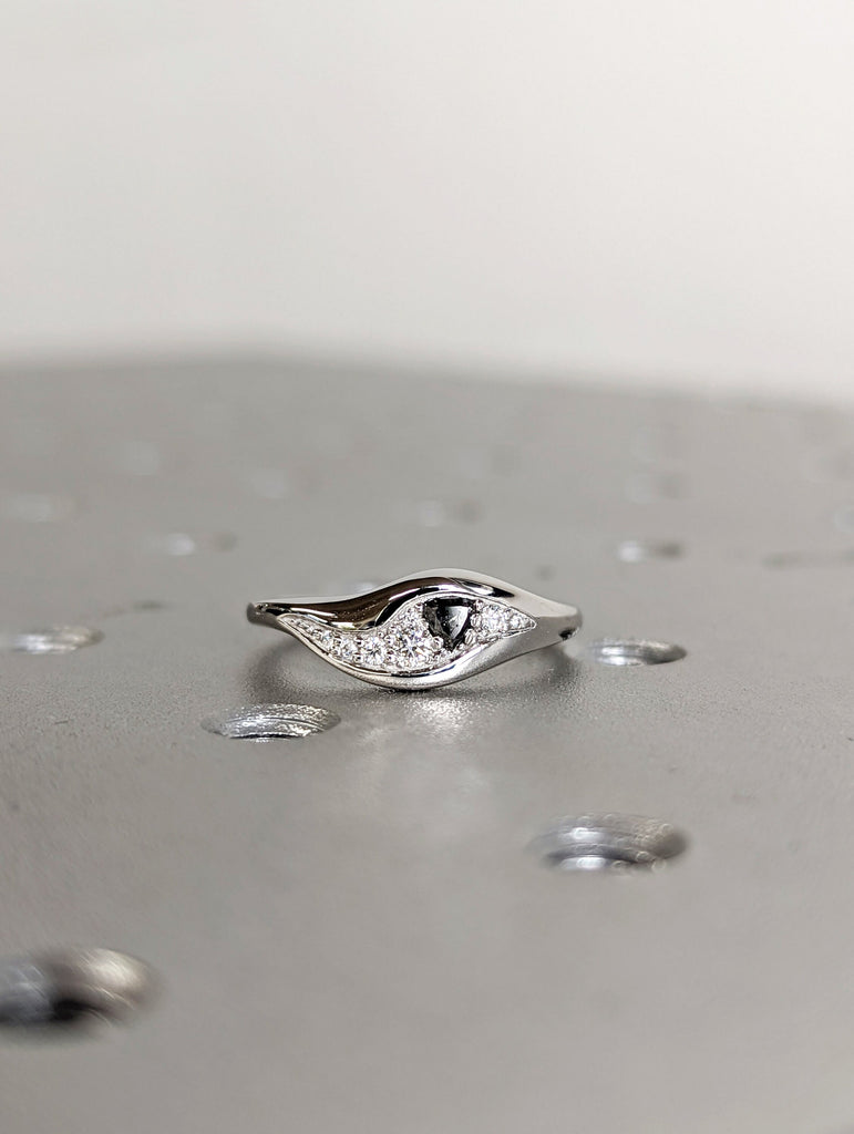 Diamond Cluster Ring, White Gold Diamond Wedding Band, Cluster Ring Gold, Gift for Her Ring, Unique Wedding Band, Amorphic Wave Diamond Ring