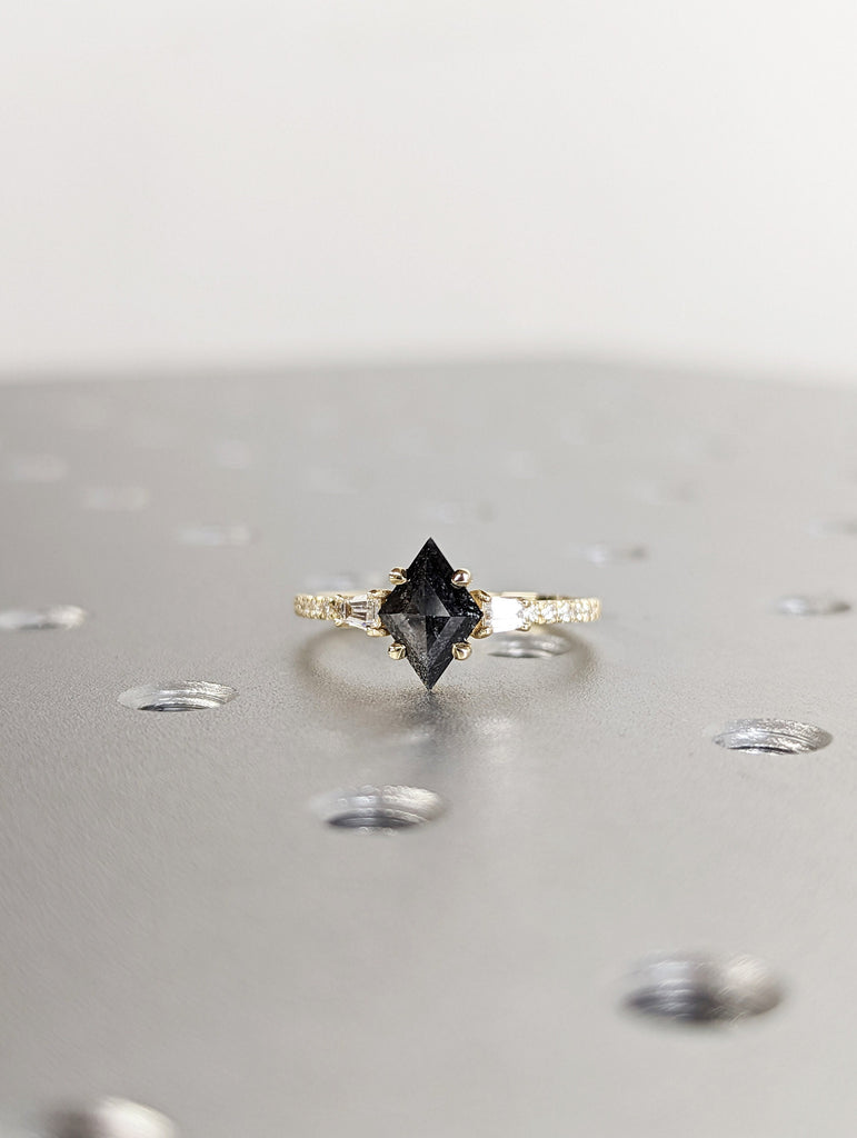 Raw Diamond Kite Baguette Diamond, Salt and Pepper, Unique Engagement Ring, Rose Cut Geometric Diamond Ring, 14k Gold, Custom Handmade