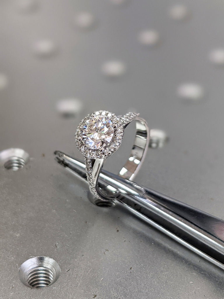 1 CT Halo Engagement Ring Round Cut 14k White Gold , White Gold Diamond Halo Ring, Moissanite Ring, Halo Moissanite Engagement Ring