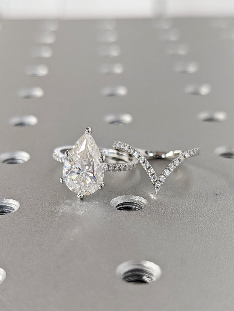 14K Solid Gold Engagement Ring /3.0CT Pear Moissanite Wedding Ring/Moissanite Diamonds Engagement Ring/Bridal set/Promise ring/White gold