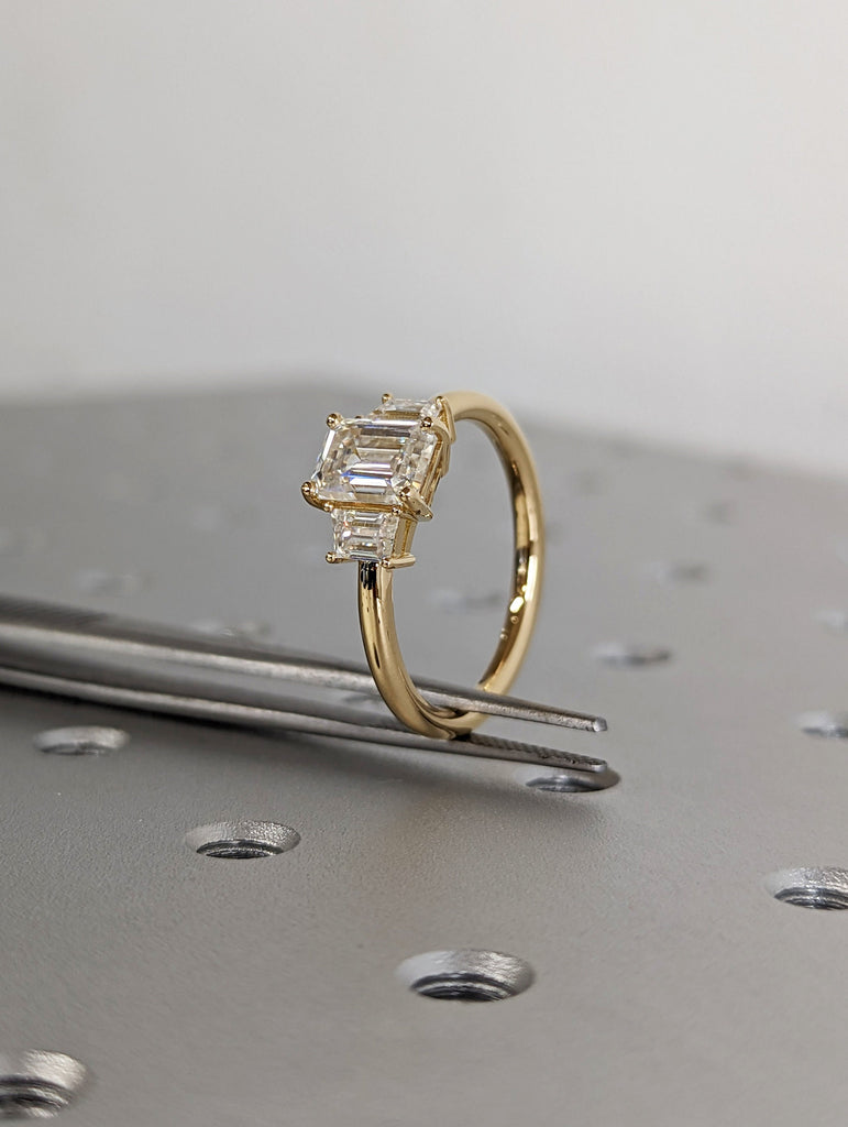 Three Stone Emerald Cut Moissanite Engagement Ring, Side Trapezoid Moissanite, Three Stone Engagement Ring, Emerald Cut and trapezoid Cut