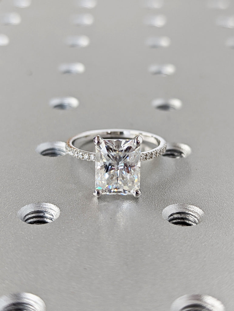 Radiant Cut Solitaire Engagement Ring, Radiant Cut Engagement Ring, Radiant Cut Ring, 3Ct Solid 18k Moissanite Diamond Engagement Ring