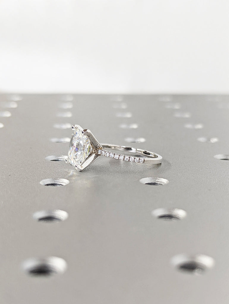 Radiant Cut Solitaire Engagement Ring, Radiant Cut Engagement Ring, Radiant Cut Ring, 3Ct Solid 18k Moissanite Diamond Engagement Ring