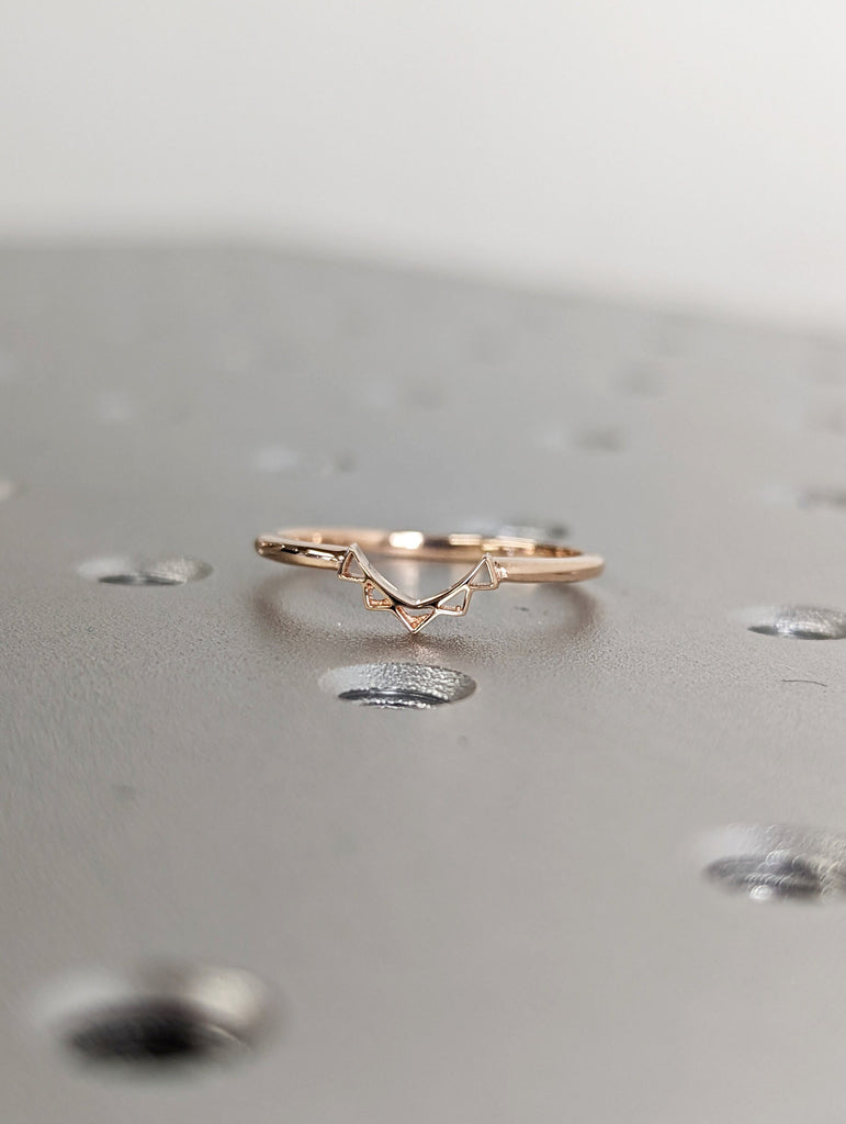 Lace Wedding Ring, 14k Solid Gold Dainty Wedding Band, Contour Wedding Ring, Fairytale Ring, Minimalist Ring, Thin Gold Ring, Stackable Ring