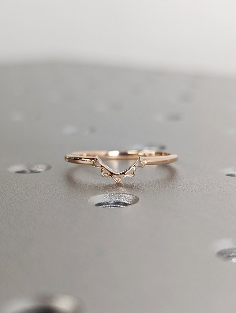 Lace Wedding Ring, 14k Solid Gold Dainty Wedding Band, Contour Wedding Ring, Fairytale Ring, Minimalist Ring, Thin Gold Ring, Stackable Ring