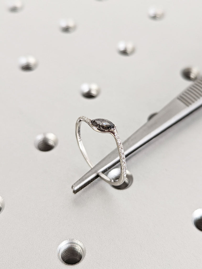 Marquise Salt and Pepper Diamond Wedding Ring, Unique Diamond Wedding Band, Wedding Engagement Ring, Minimalist Diamond Ring