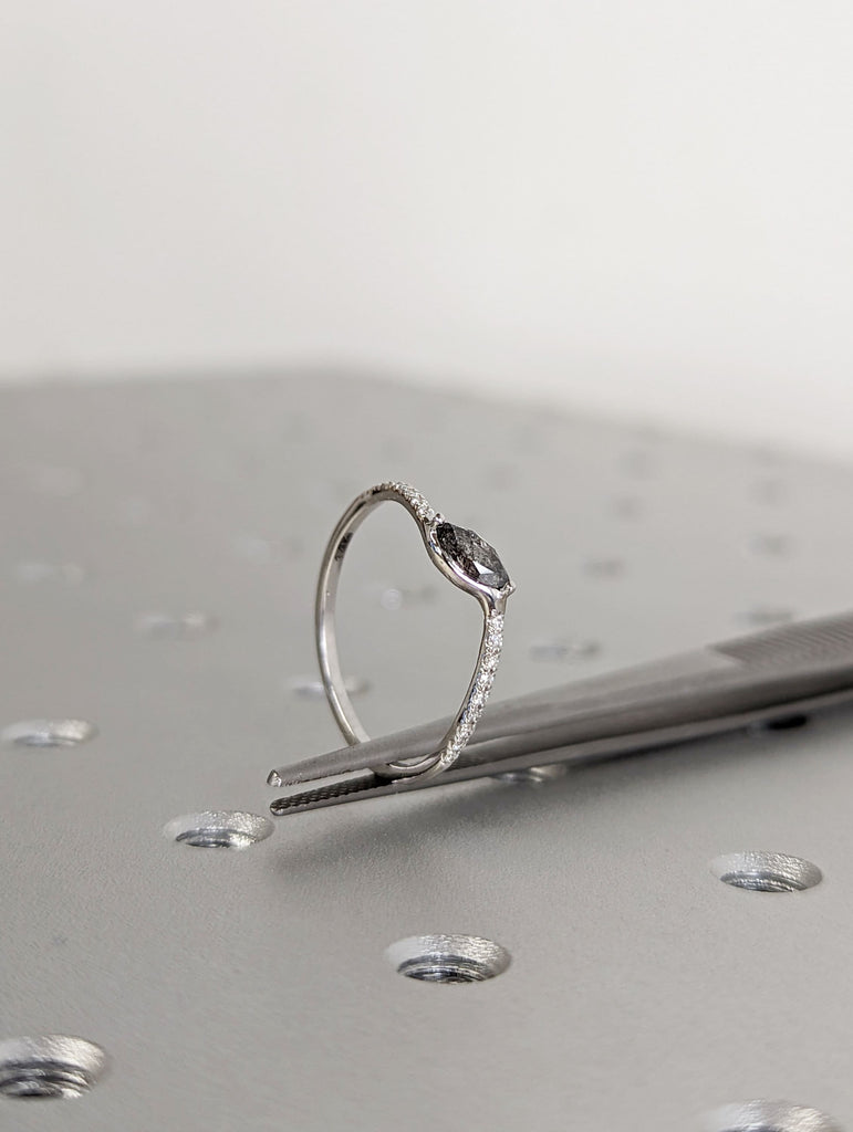 Marquise Salt and Pepper Diamond Wedding Ring, Unique Diamond Wedding Band, Wedding Engagement Ring, Minimalist Diamond Ring