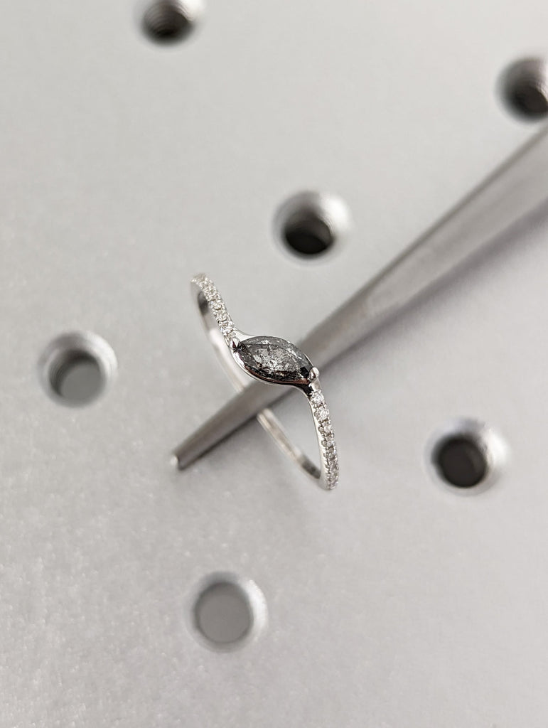 Marquise Salt and Pepper Diamond Wedding Ring, Unique Diamond Wedding Band, Wedding Engagement Ring, Minimalist Diamond Ring