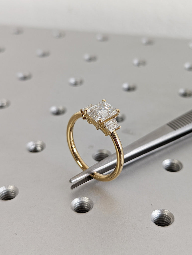 Three Stone Emerald Cut Moissanite Engagement Ring, Side Trapezoid Moissanite, Three Stone Engagement Ring, Emerald Cut and trapezoid Cut