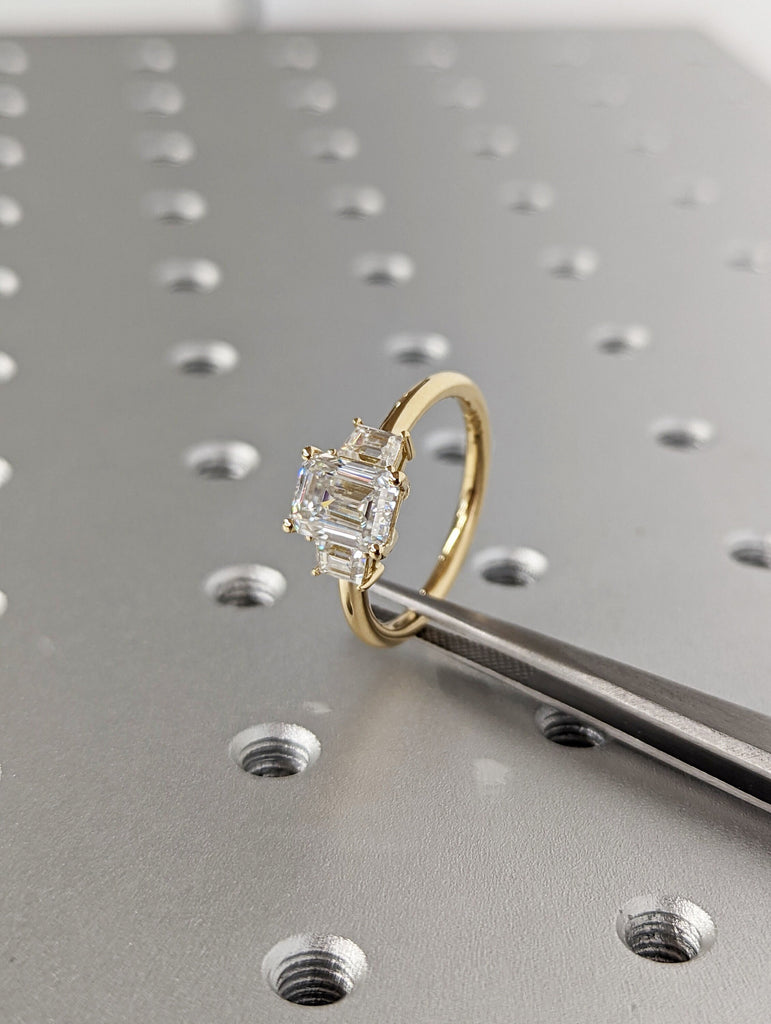 Three Stone Emerald Cut Moissanite Engagement Ring, Side Trapezoid Moissanite, Three Stone Engagement Ring, Emerald Cut and trapezoid Cut