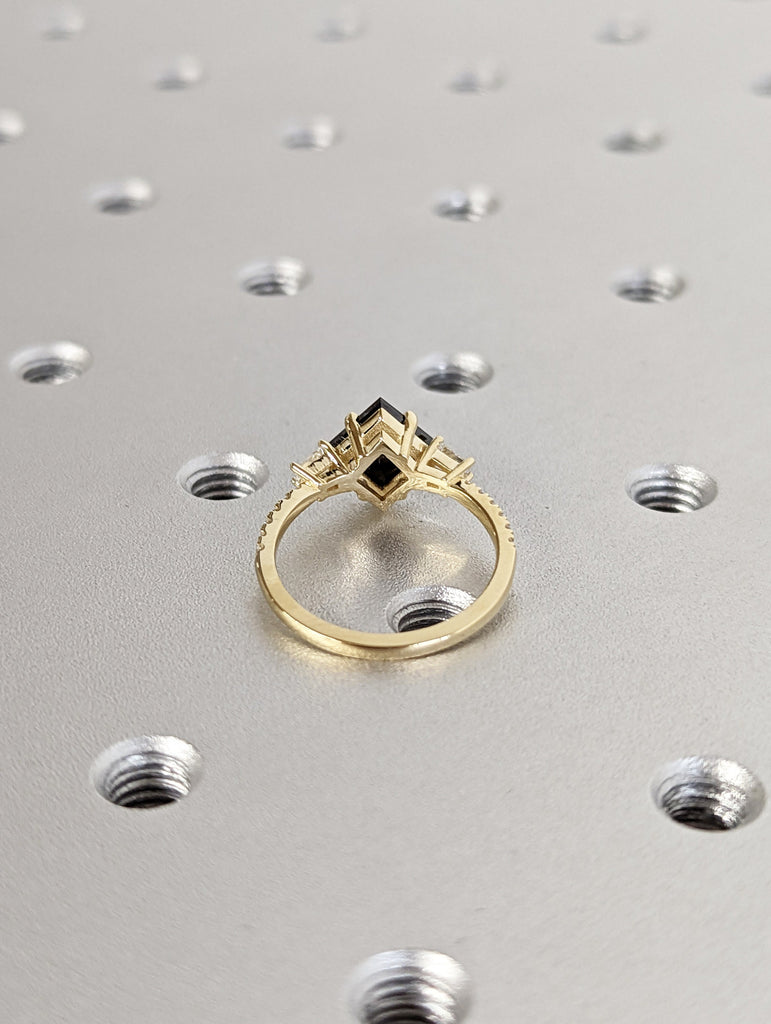 Raw Diamond Kite Baguette Diamond, Salt and Pepper, Unique Engagement Ring, Rose Cut Geometric Diamond Ring, 14k Gold, Custom Handmade Set