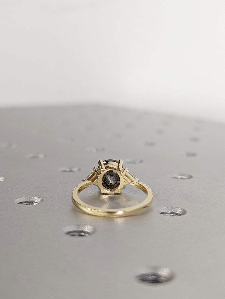 Raw Diamond Oval Triangle Diamond, Salt and Pepper, Unique Engagement Ring, Rose Cut Geometric Diamond Ring, 14k Gold, Custom Handmade