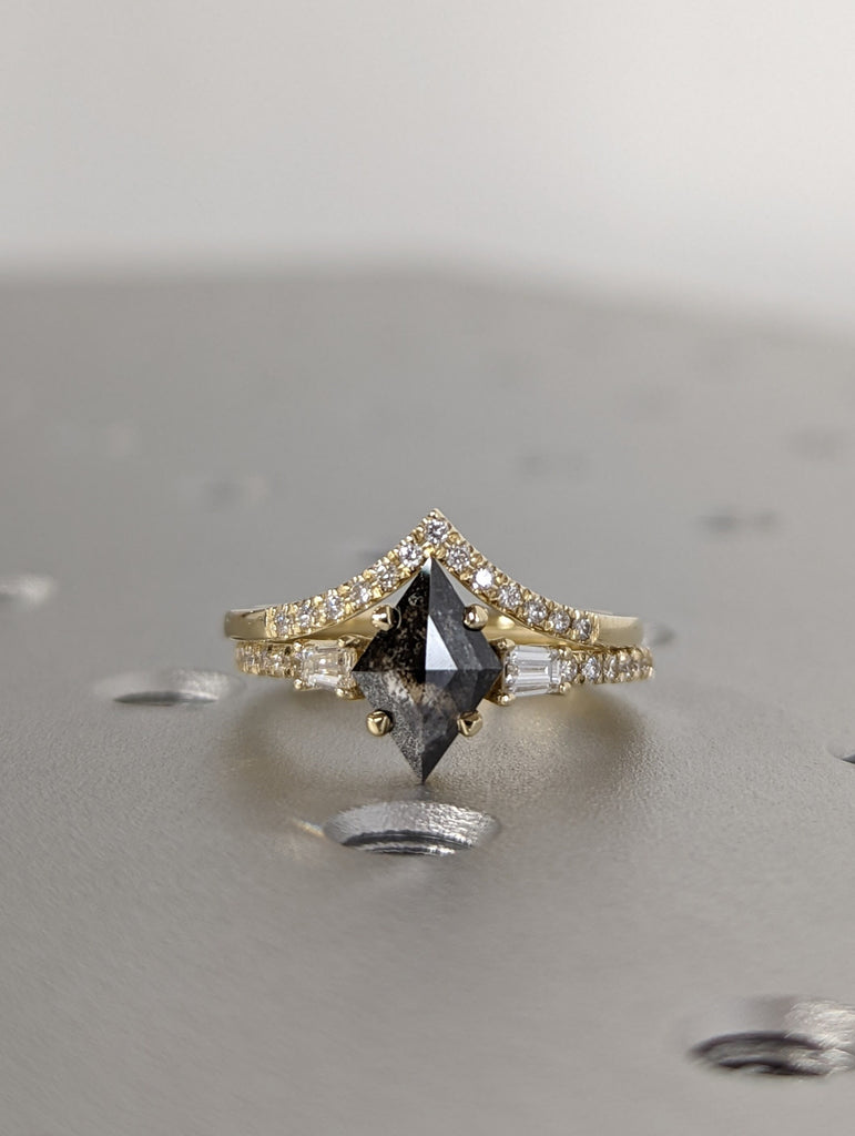 Raw Diamond Kite Baguette Diamond, Salt and Pepper, Unique Engagement Ring, Rose Cut Geometric Diamond Ring, 14k Gold, Custom Handmade