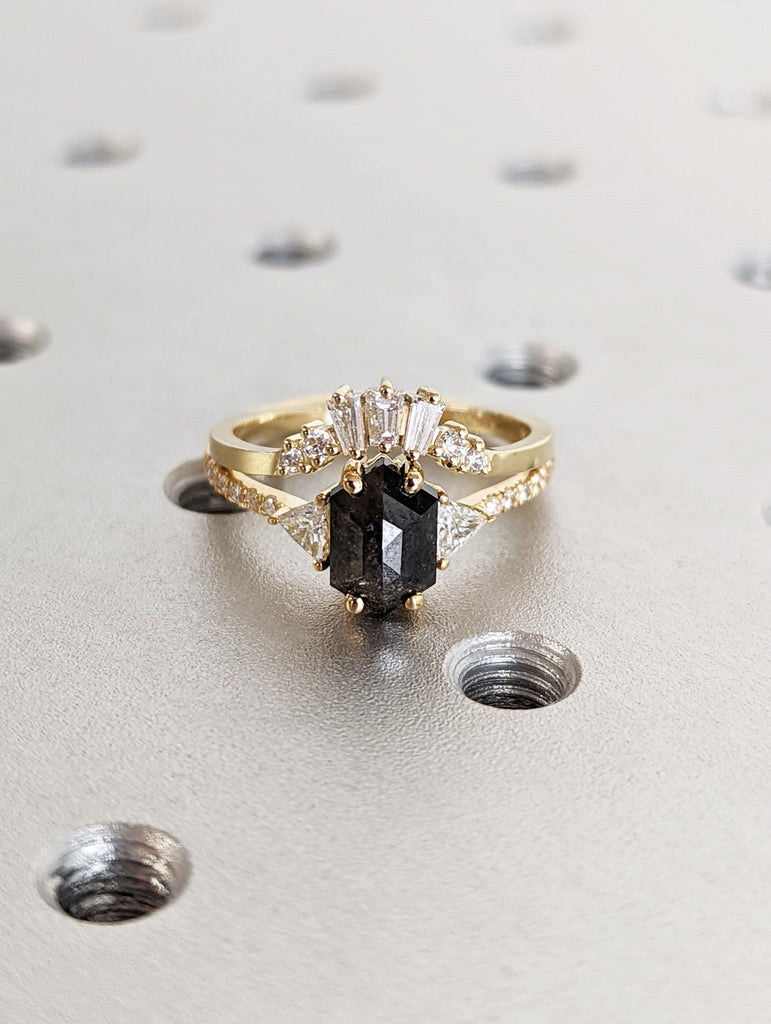 Galaxy Raw Diamond Hexagon Triangle Diamond, Salt and Pepper, Unique Bridal Engagement Set, Rose Cut Geometric Diamond Ring, 18k yellow gold
