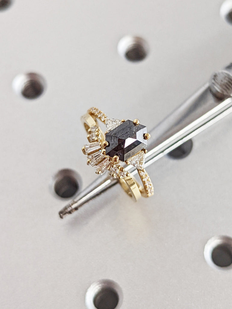 Galaxy Raw Diamond Hexagon Triangle Diamond, Salt and Pepper, Unique Bridal Engagement Set, Rose Cut Geometric Diamond Ring, 18k yellow gold