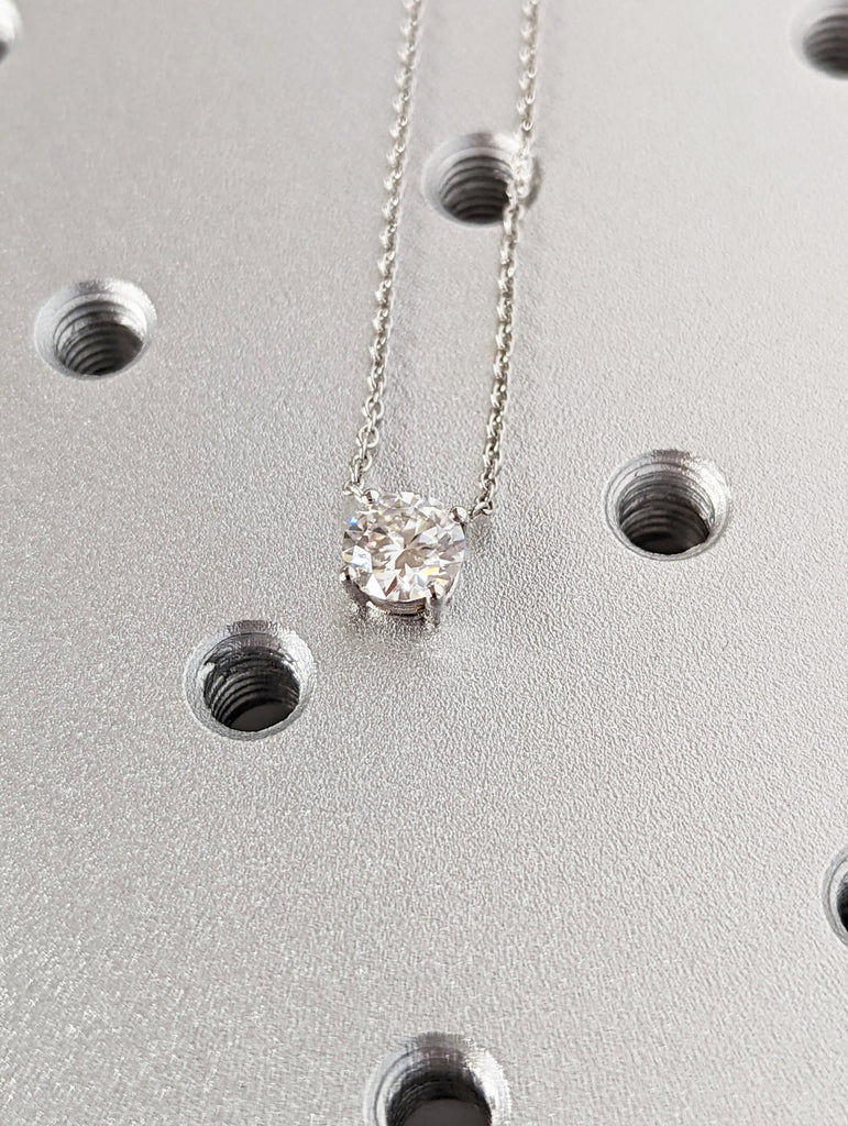 1CT 14k Round Moissanite Necklace / Round Solitaire Necklace / Round Diamond Necklace / Layering Diamond Necklace / Dainty Diamond Necklace