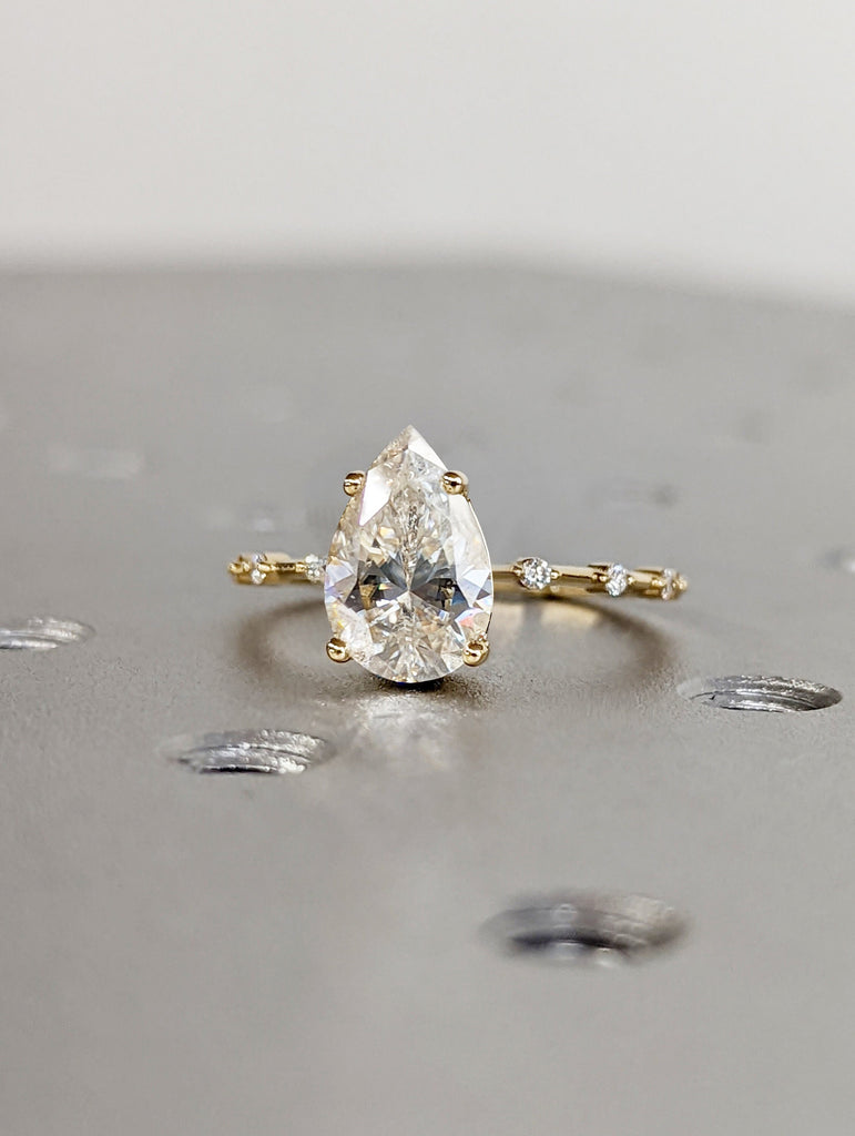 Pear Cut Engagement Ring, Dainty Moissanite Engagement Ring