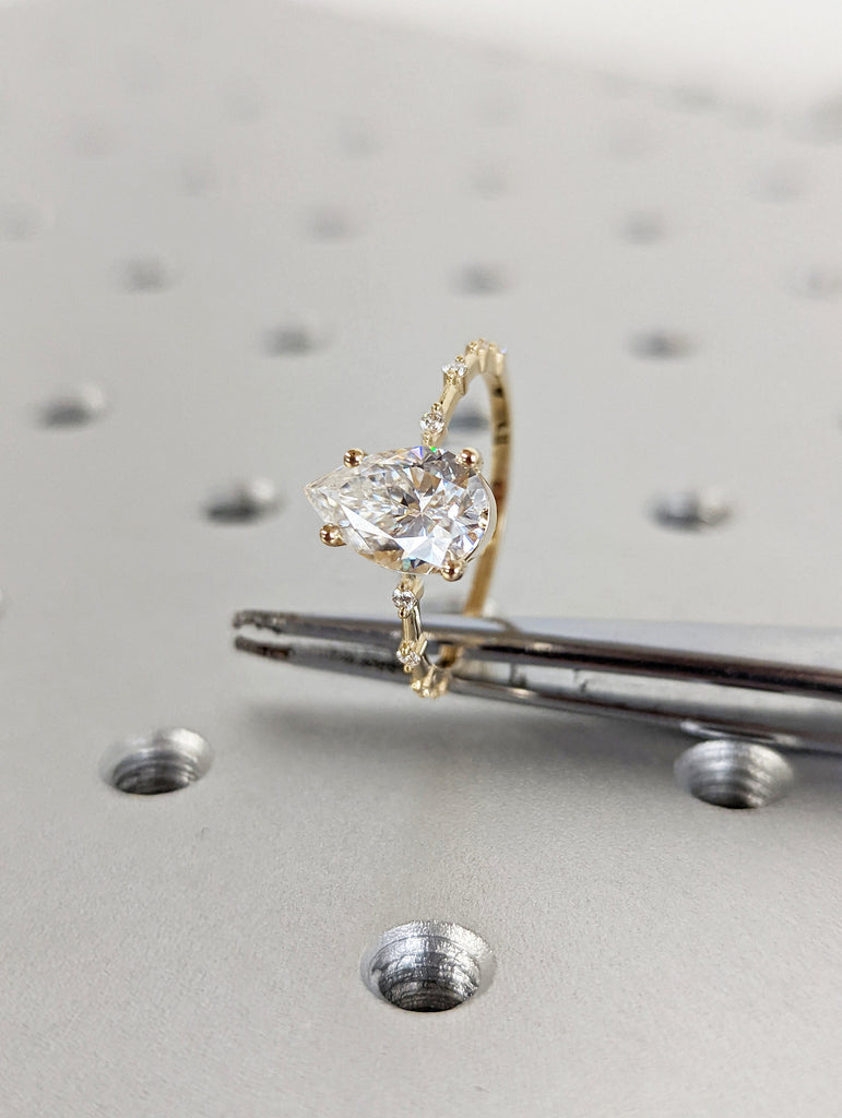 Pear Cut Engagement Ring, Dainty Moissanite Diamond Engagement Ring