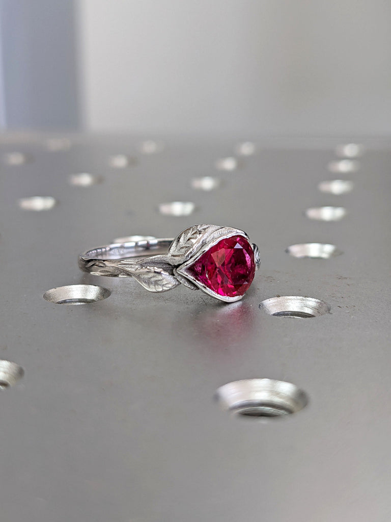 2ct Ruby Engagement Ring, Leaves Ring Ruby Ring, Ruby Engagement Ring Leaf Engagement Ring White Gold Ruby Ring, Leaf Ring, Nature Ring