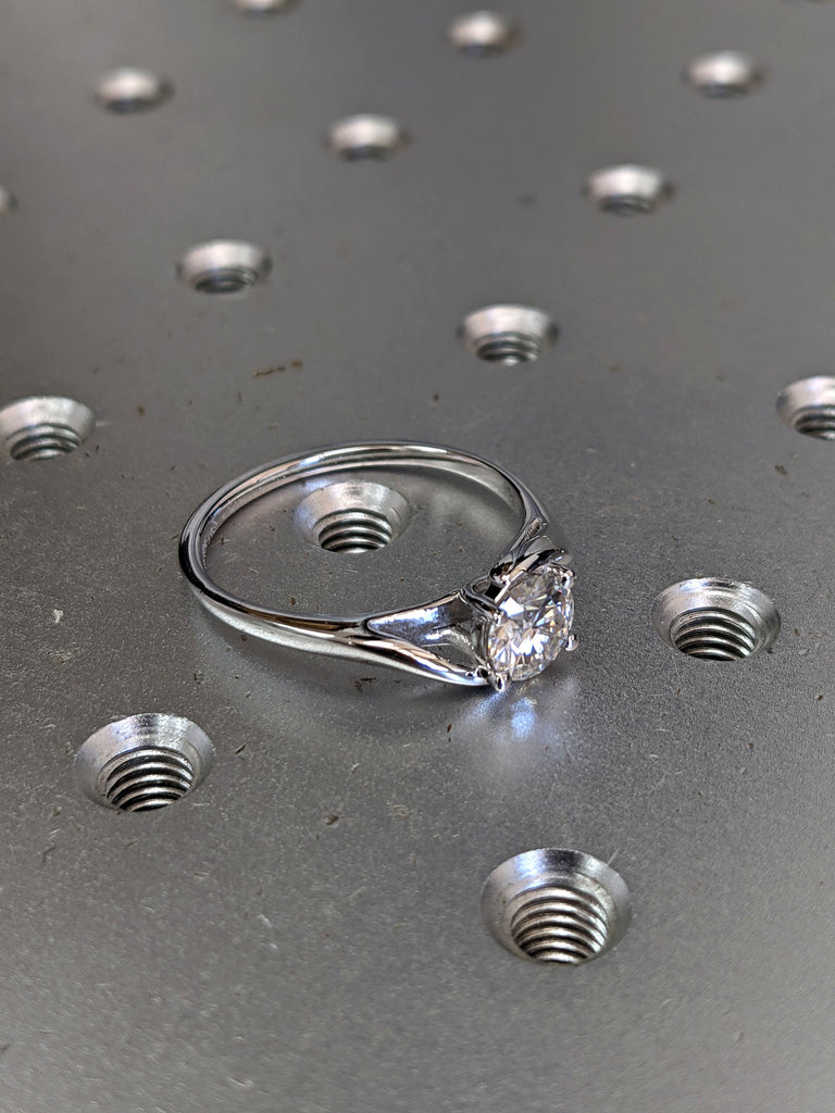 Unique White Gold Split Band Twist Ring, Twisted Band, Prongs Basket Setting, Round Moissanite Ring Moissanite Engagement Ring Nara