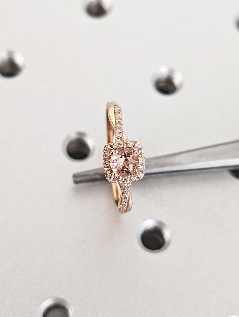 Twisted Vine Morganite Ring- 18K Solid Rose Gold Ring- Round Morganite Engagement Ring- Promise Ring- Diamond Halo- Vintage Morganite Ring