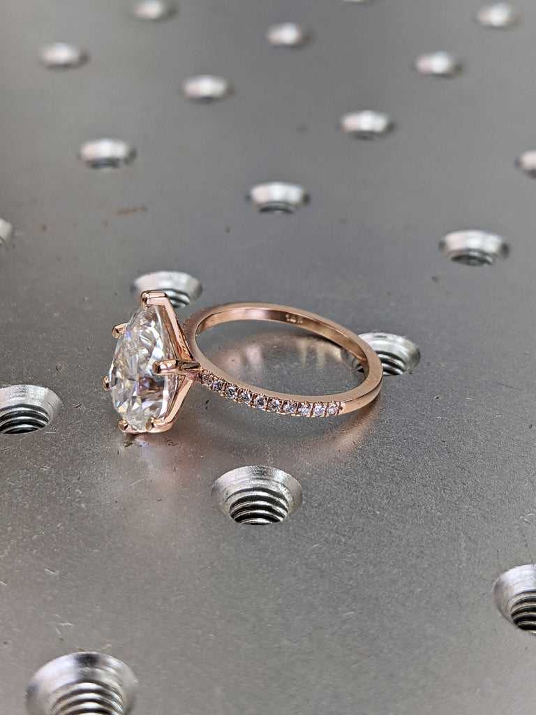 14K Solid Gold Engagement Ring /3CT Pear Moissanite Diamond Wedding Ring/Moissanite Engagement Ring/Stack Ring/Promise ring/Rose gold