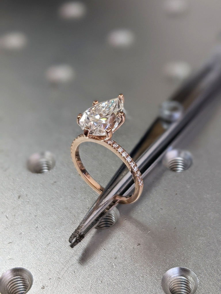 14K Solid Gold Engagement Ring /3CT Pear Moissanite Diamond Wedding Ring/Moissanite Engagement Ring/Stack Ring/Promise ring/Rose gold