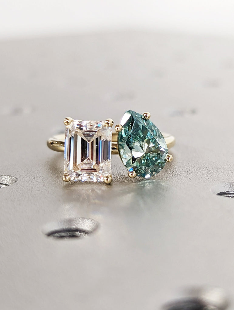 Pear And Emerald Cut Toi Et Moi Moissanite Ring / Green Pear Moissanite Engagement Ring / 14K Yellow Gold Anniversary Ring / Two Stone Ring