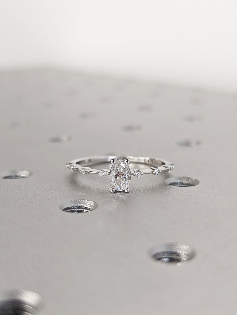 0.5 CT Oval Engagement Ring, Dainty Moissanite Engagement Ring