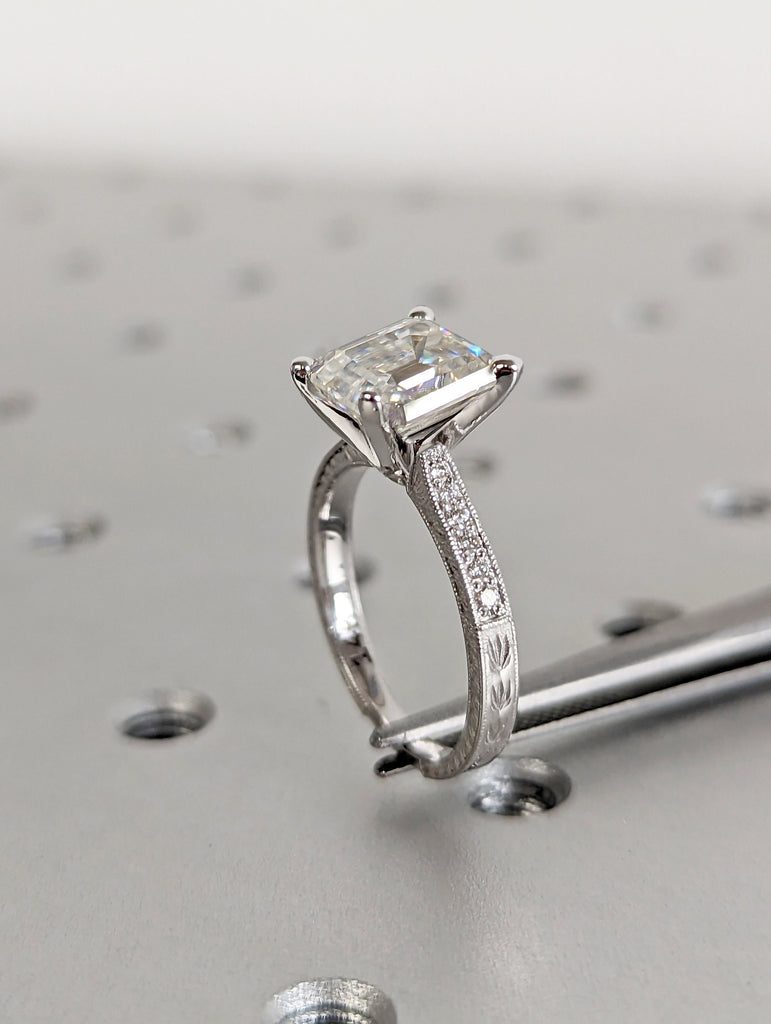 Vintage Engagement Ring 14k gold hand engraved ring, moissanite engagement ring, vintage ring, hand engraving