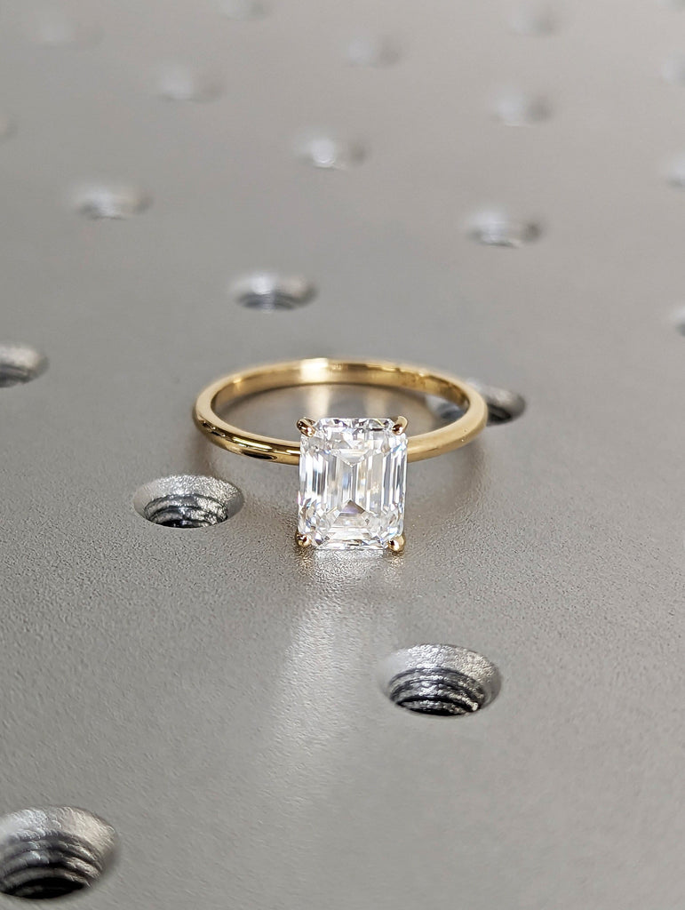 Petite Emerald Cut Diamond Simulant Classic Solitaire Ring in 18K Gold Engagement Ring, Promise Ring, Dainty Gold Ring, Lab Created Diamond