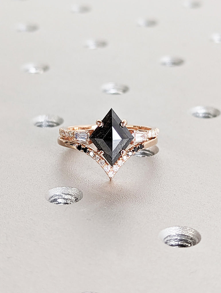 Galaxy Raw Salt and Pepper Diamond Ring- Kite Cut Diamond Engagement Ring Sets- Unique Bridal Geometric Diamond Promise Ring 14K Rose Gold