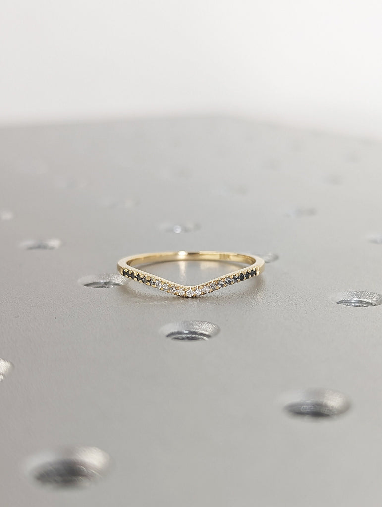 Ombre Diamond Eternity Ring / 14k Gold Half Eternity Diamond Ring / Half Around Diamond Wedding Band / Stackable Ring / Curved Ring Guard