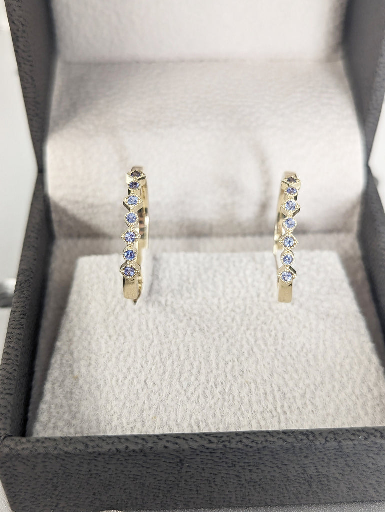 Tanzanite Huggie Earrings, 14k Solid Gold Gemstone Huggie Hoop, Small Huggie Earrings with Gemstone, Gold Hoop Earrings, Bezel Setting